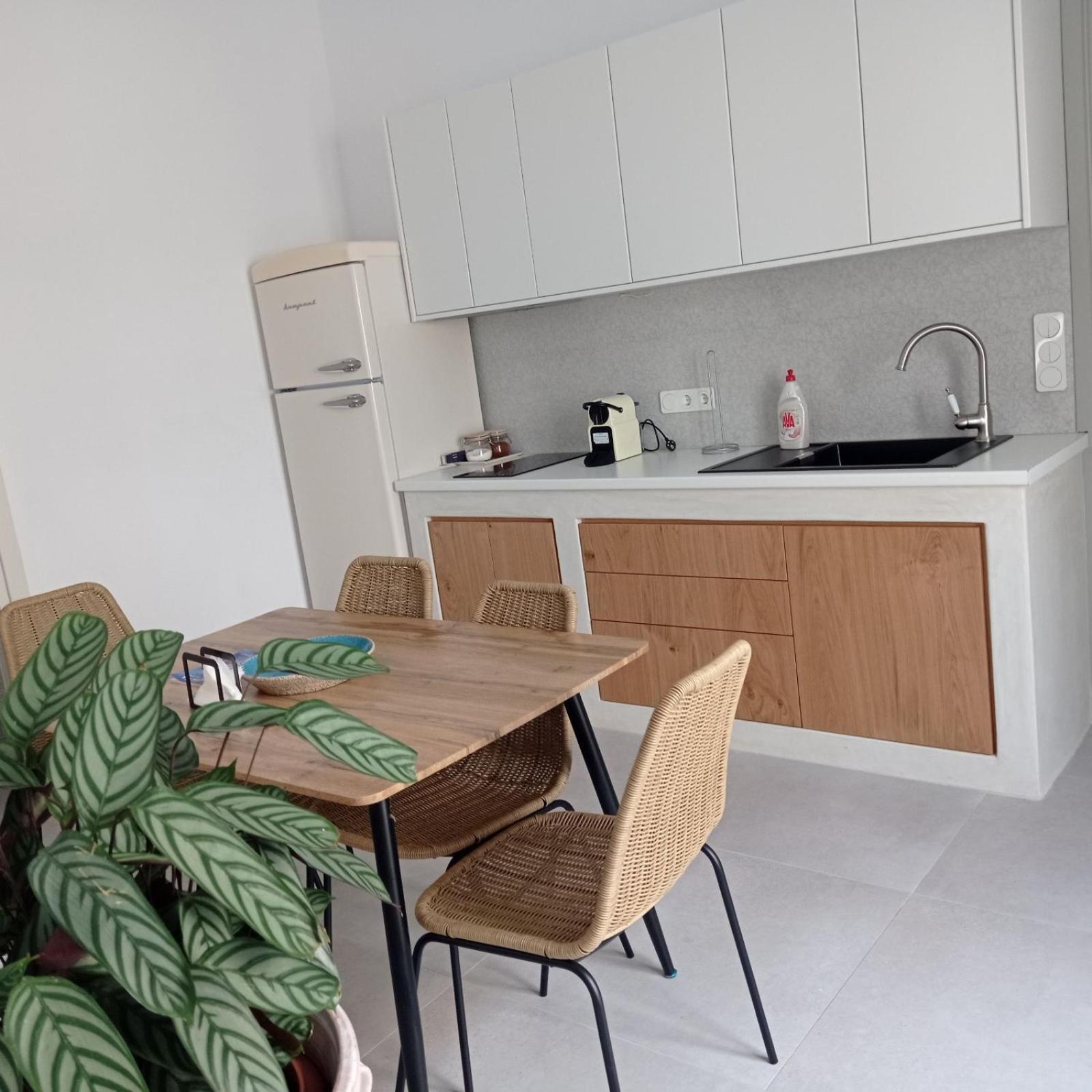 Pera Gyalos Θέαστρον - Theastron House With Great View In Chora 아파트 외부 사진